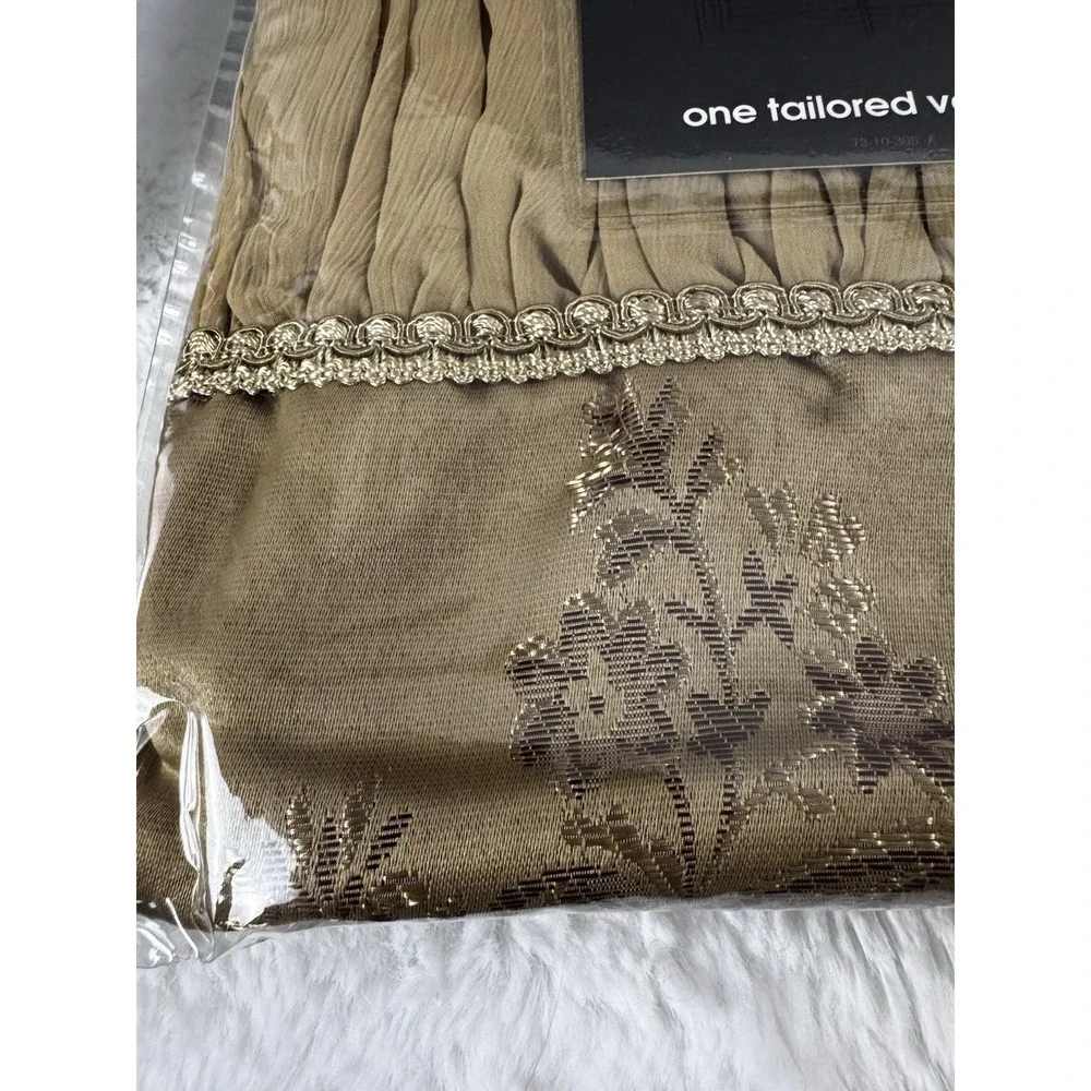 New JC Penney Gold Imperial Valance 52
